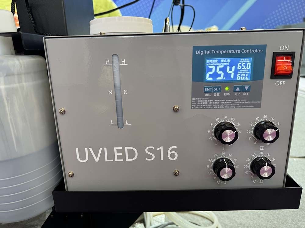 Vollautomatischer 7 Farben 60cm Drucketiketten Aufkleber Maschine UV DTF Drucker